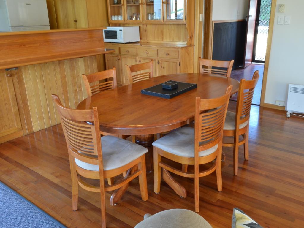 Freycinet Sands Villa Coles Bay Room photo